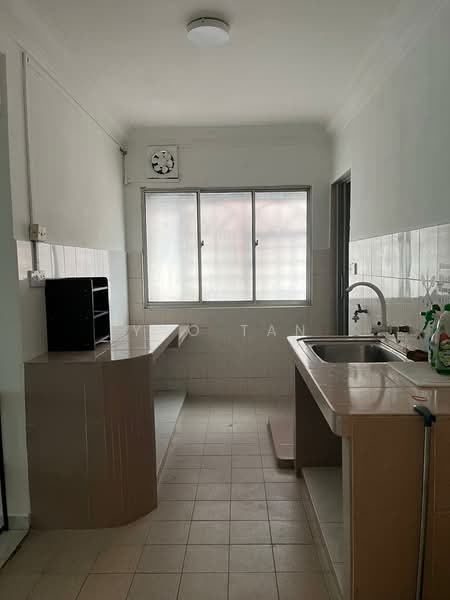 Flat for Rent at Lestari Apartment - Yao Tan - Kitchen - PropertyGuru.com.my