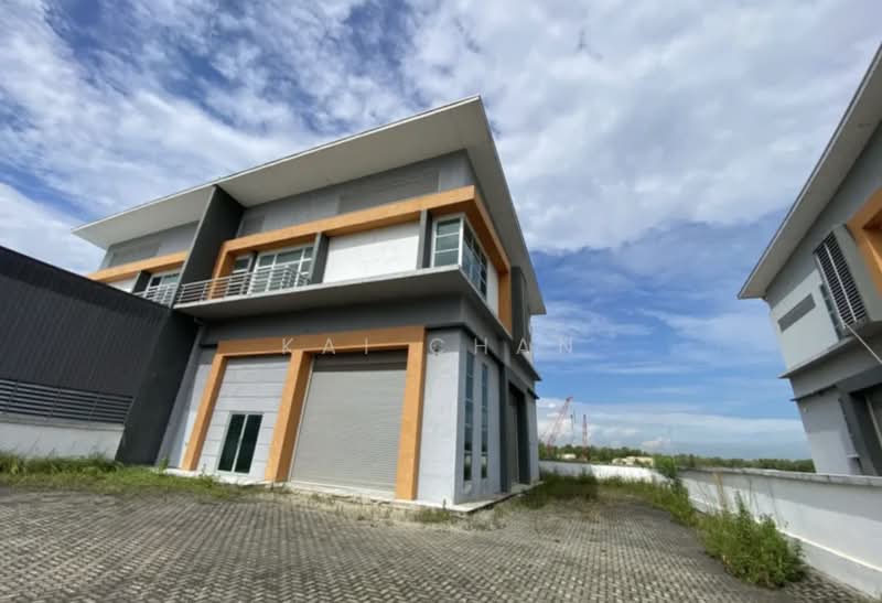 Semi-D Factory for Sale in Alam Perdana Industrial Park (Puchong) - Kai Chan - Exterior - PropertyGuru.com.my