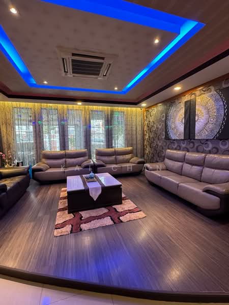 Rumah Berkembar untuk Dijual di Bandar Puteri Puchong (Puchong) - Kai Chan - Living Room - PropertyGuru.com.my