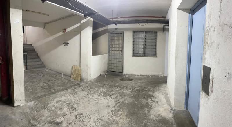 Pangsapuri untuk Dijual di Pandan Ria (Block A & B) - Larry Wong - Corridor - PropertyGuru.com.my