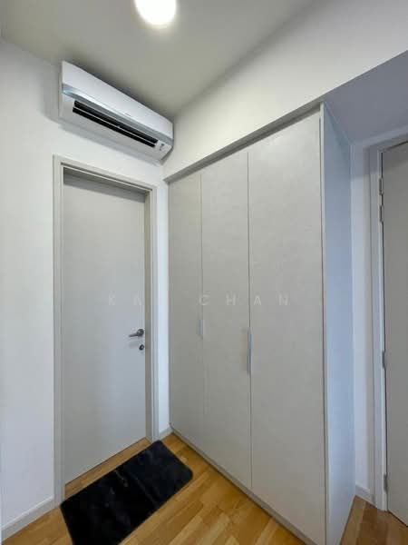 Servis Apartment untuk Dijual di Residensi Solaris Parq - Kai Chan - Entrance - PropertyGuru.com.my