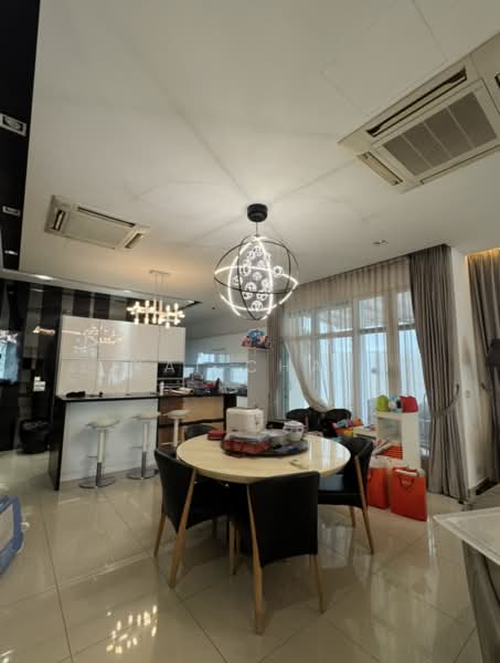 Rumah Berkembar untuk Dijual di Cyberjaya (Selangor) - Kai Chan - Dining Room - PropertyGuru.com.my