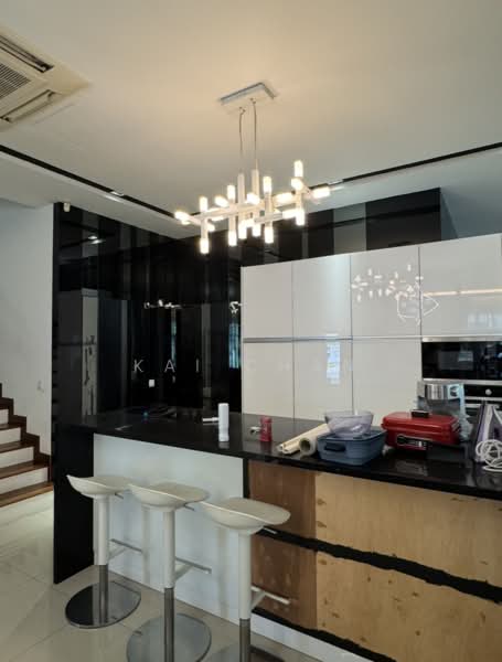 Rumah Berkembar untuk Dijual di Cyberjaya (Selangor) - Kai Chan - Kitchen - PropertyGuru.com.my