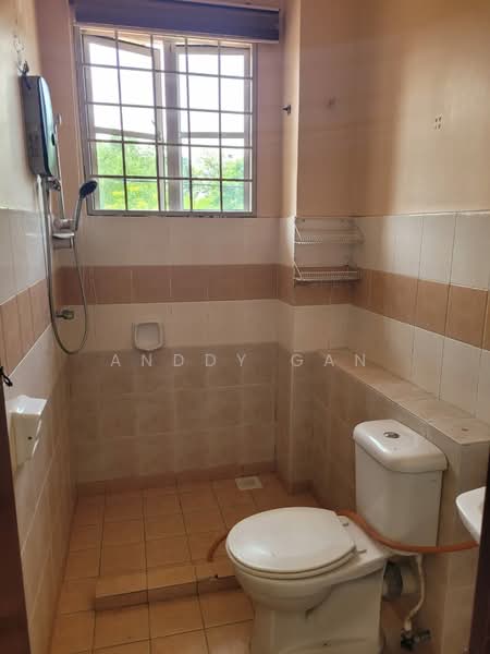 Rumah Teres 2 Tingkat untuk Dijual di Bandar Parklands (Klang) - Anddy Gan - Bathroom - PropertyGuru.com.my