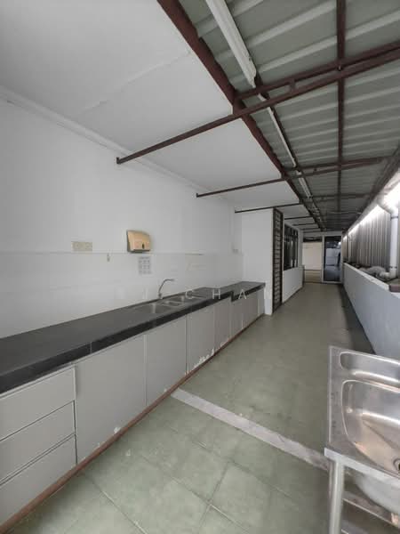 Bungalow for Rent in Taman Kebun Teh (Johor Bahru) - SJ CHAN - Kitchen - PropertyGuru.com.my