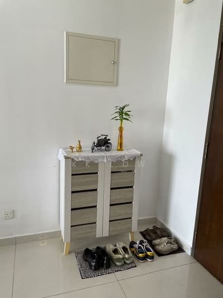Condominium for Rent at Bay Point @ Country Garden Danga Bay - KK Low - Entrance - PropertyGuru.com.my