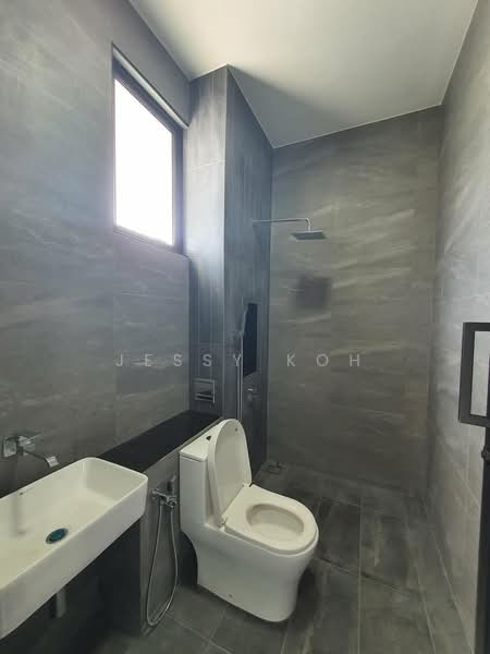 Semi-Detached House for Rent in Setia Tropika (Johor Bahru) - Jessy Koh - Bathroom - PropertyGuru.com.my