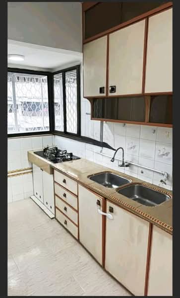 Rumah Flat untuk Disewa di Solok Sungai Ara - Jerry Tan - Kitchen - PropertyGuru.com.my