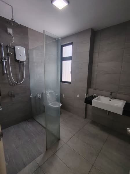 Cluster House for Rent in Bandar Gamuda Gardens (Rawang) - Angel Ang - Bathroom - PropertyGuru.com.my
