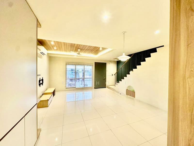 Terraced House for Rent in Cyberjaya (Selangor) - Kar Hooi - Living Room - PropertyGuru.com.my