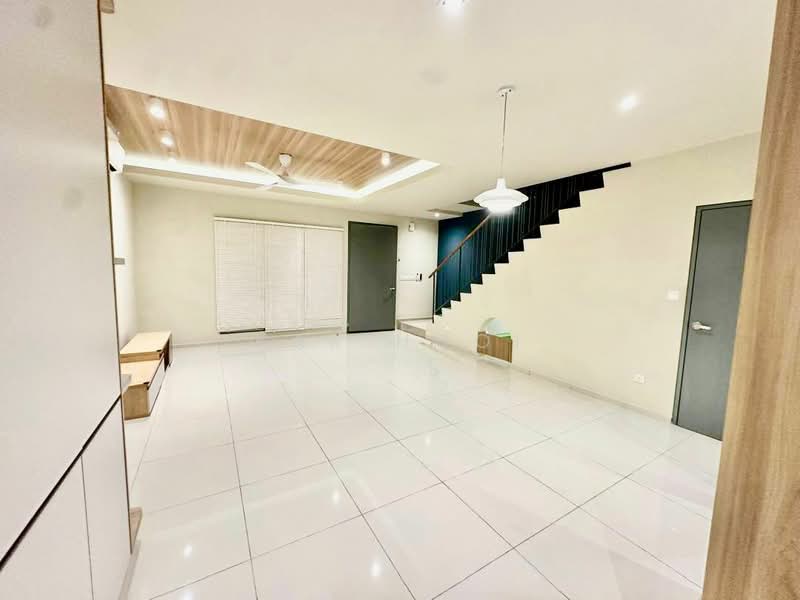 Terraced House for Rent in Cyberjaya (Selangor) - Kar Hooi - Living Room - PropertyGuru.com.my