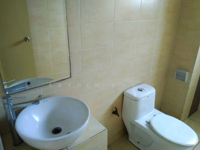 Kondominium untuk Dijual di Cova Villa - Kayden Bong - Bathroom - PropertyGuru.com.my