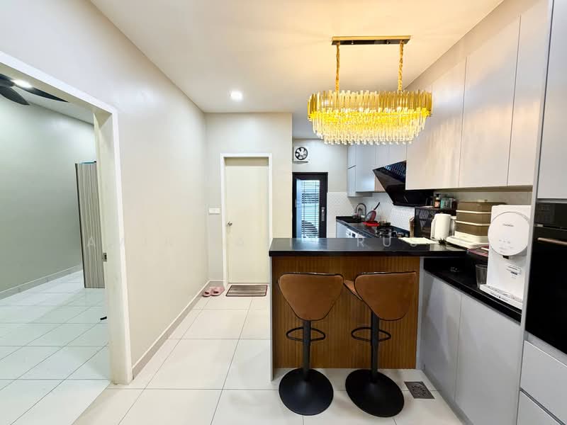 Rumah Teres 2 Tingkat untuk Dijual di Taman Seri Austin (Tebrau) - Amir Faris Rusli - PropertyGuru.com.my