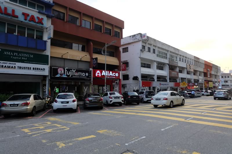 Shop / Office for Rent in Petaling Jaya (Selangor) - Sajiv Shivadas - Exterior - PropertyGuru.com.my