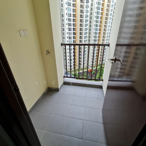 Service Residence for Sale at KSL Residence @ Daya - Steve Tah - Balcony - PropertyGuru.com.my