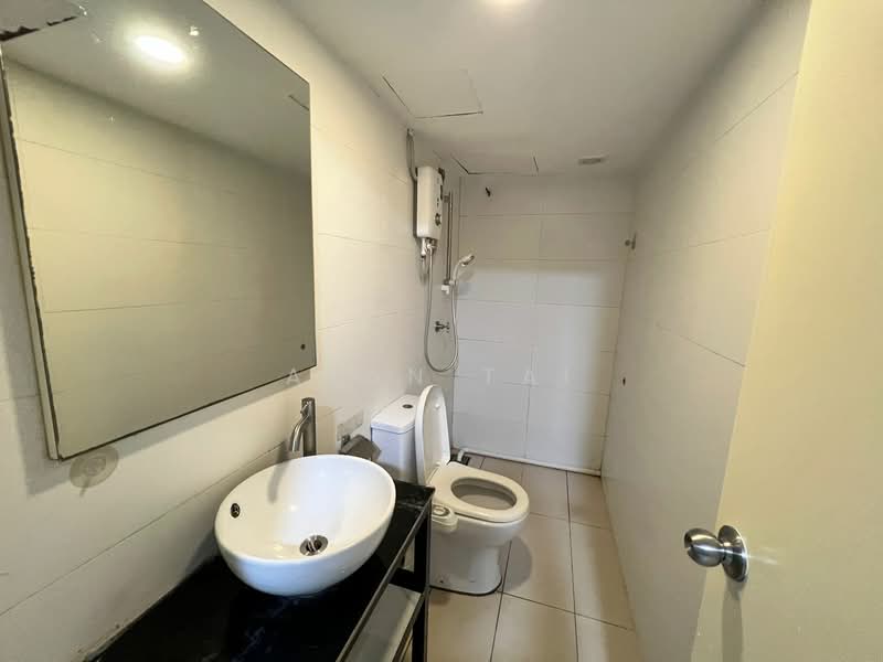Servis Apartment untuk Disewa di Colonial @ Empire City - Alan Tai - Bathroom - PropertyGuru.com.my