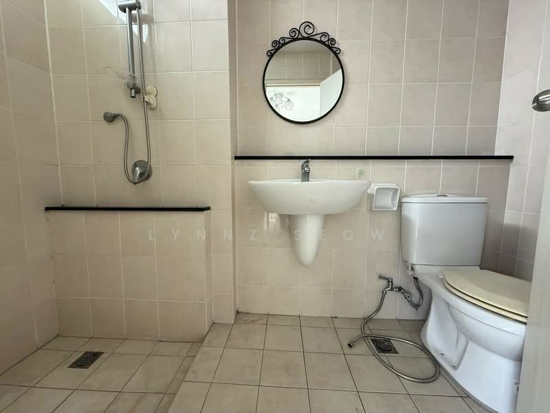 Kondominium untuk Disewa di All Seasons Park - Lynnz Seow - Bathroom - PropertyGuru.com.my
