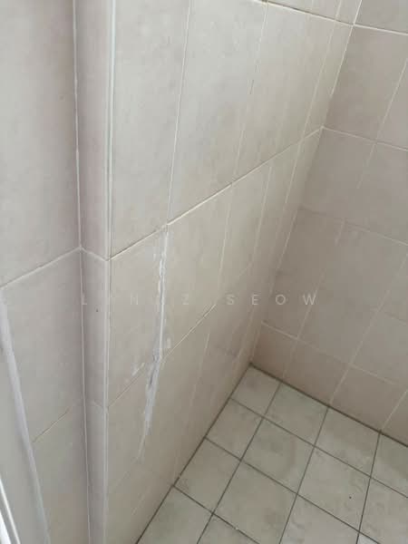 Kondominium untuk Disewa di All Seasons Park - Lynnz Seow - Bathroom - PropertyGuru.com.my