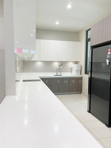 Condominium for Sale at The LIGHT COLLECTION II - Jake Khoo - Kitchen - PropertyGuru.com.my