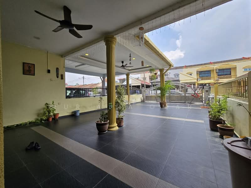 Rumah Teres 2 Tingkat untuk Dijual di Klang (Selangor) - Nur Alia Omar - Exterior - PropertyGuru.com.my