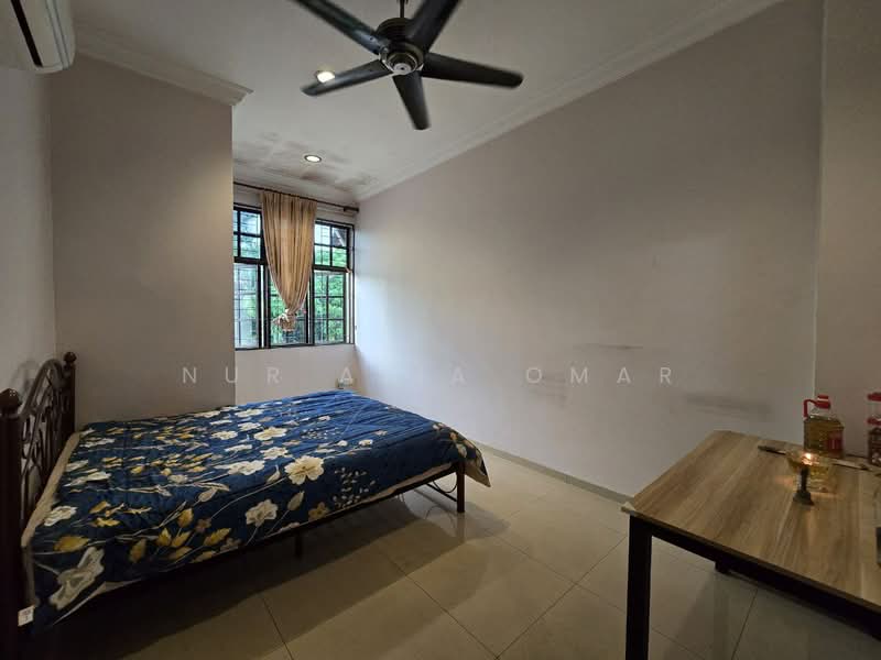 Rumah Teres 2 Tingkat untuk Dijual di Klang (Selangor) - Nur Alia Omar - Bedroom - PropertyGuru.com.my
