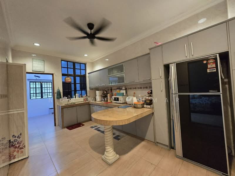 Rumah Teres 2 Tingkat untuk Dijual di Klang (Selangor) - Nur Alia Omar - Kitchen - PropertyGuru.com.my