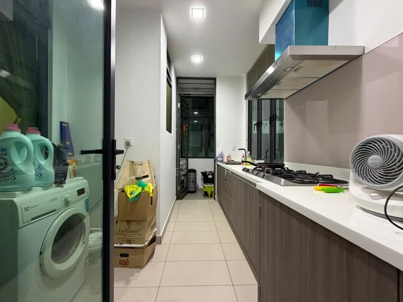 Kondominium untuk Disewa di The LIGHT COLLECTION II - Jake Khoo - Kitchen - PropertyGuru.com.my