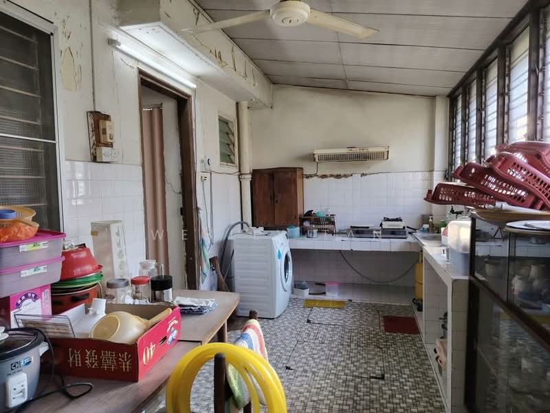 1-storey Terraced House for Sale in Ujong Pasir (Melaka) - Wesley Tan - Kitchen - PropertyGuru.com.my
