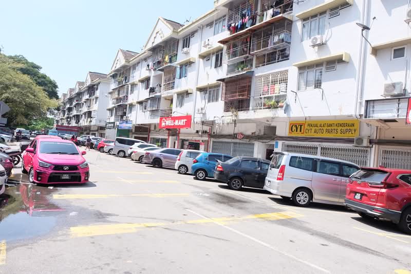Shop for Sale in Taman Pusat Kepong (Kepong) - Sajiv Shivadas - Exterior - PropertyGuru.com.my