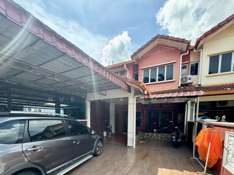Rumah Teres 2 Tingkat untuk Dijual di Kampung Sungai Udang (Klang) - Nur Alia Omar - Exterior - PropertyGuru.com.my