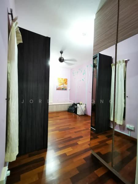 Pangsapuri untuk Dijual di Taman Larkin Idaman Plot C - Jordan Wong - Bedroom - PropertyGuru.com.my
