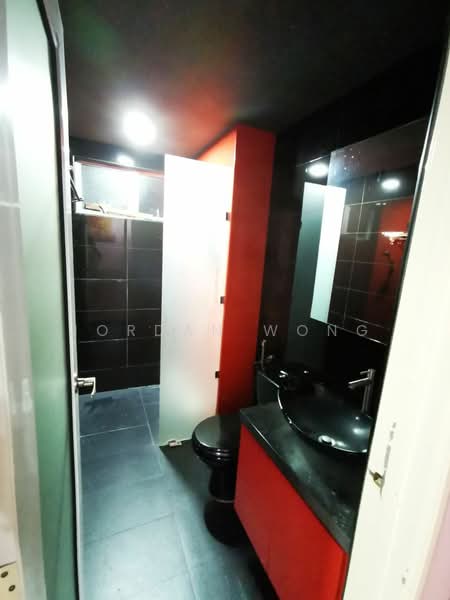 Pangsapuri untuk Dijual di Taman Larkin Idaman Plot C - Jordan Wong - Bathroom - PropertyGuru.com.my