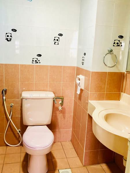 Condominium for Sale at Flora Green - Wing Seow - Bathroom - PropertyGuru.com.my