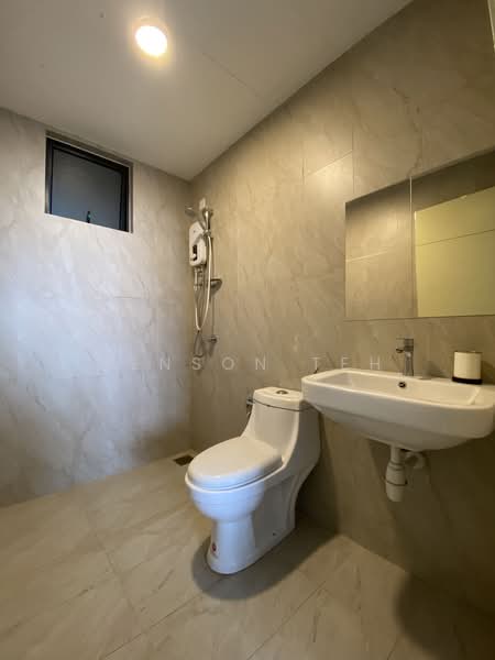Kondominium untuk Disewa di Quinn Residence - Jenson Teh - Bathroom - PropertyGuru.com.my