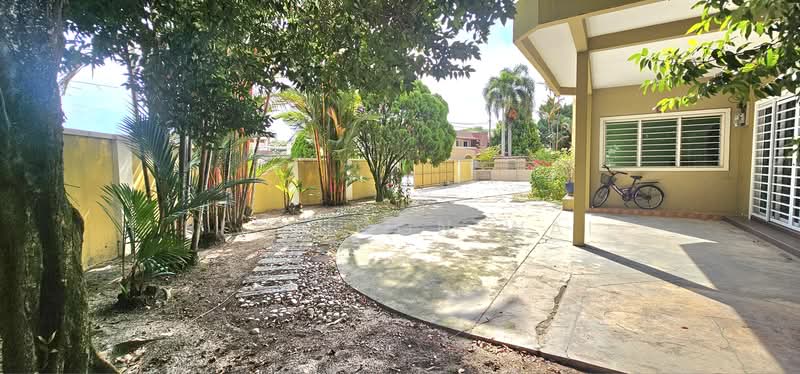 Semi-Detached House for Sale in Taman Ipoh Selatan (Ipoh) - Bee Hoon Wai - PropertyGuru.com.my
