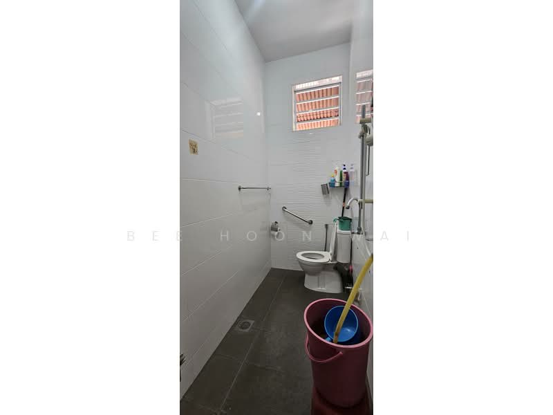 Semi-Detached House for Sale in Taman Ipoh Selatan (Ipoh) - Bee Hoon Wai - PropertyGuru.com.my