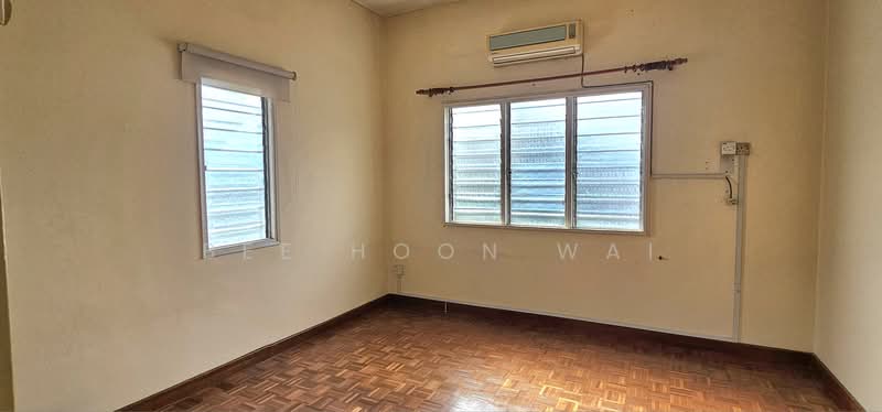 Semi-Detached House for Sale in Taman Ipoh Selatan (Ipoh) - Bee Hoon Wai - PropertyGuru.com.my