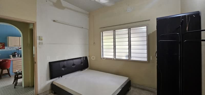 Semi-Detached House for Sale in Taman Ipoh Selatan (Ipoh) - Bee Hoon Wai - PropertyGuru.com.my