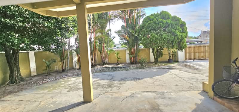 Semi-Detached House for Sale in Taman Ipoh Selatan (Ipoh) - Bee Hoon Wai - PropertyGuru.com.my