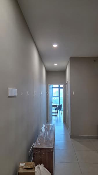 Servis Apartment untuk Dijual di Dorsett Waterfront Subang - Lee Su Li - Corridor - PropertyGuru.com.my