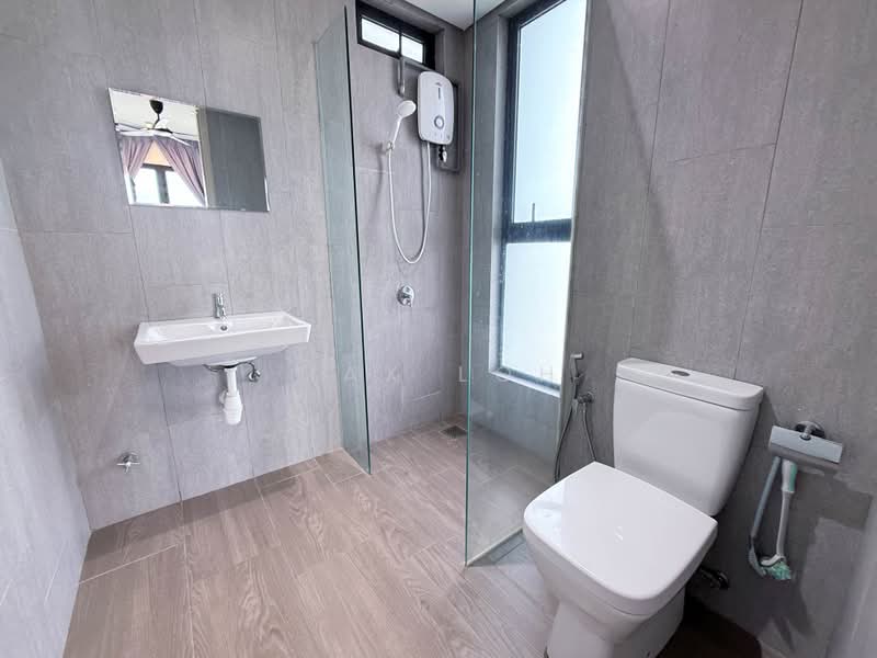 Servis Apartment untuk Disewa di Geo Bukit Rimau - Max Loh - Bathroom - PropertyGuru.com.my