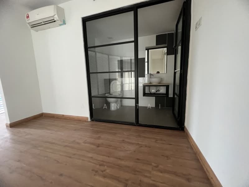 Service Residence for Rent at SOHO @ Empire City - Alan Tai - Bathroom - PropertyGuru.com.my