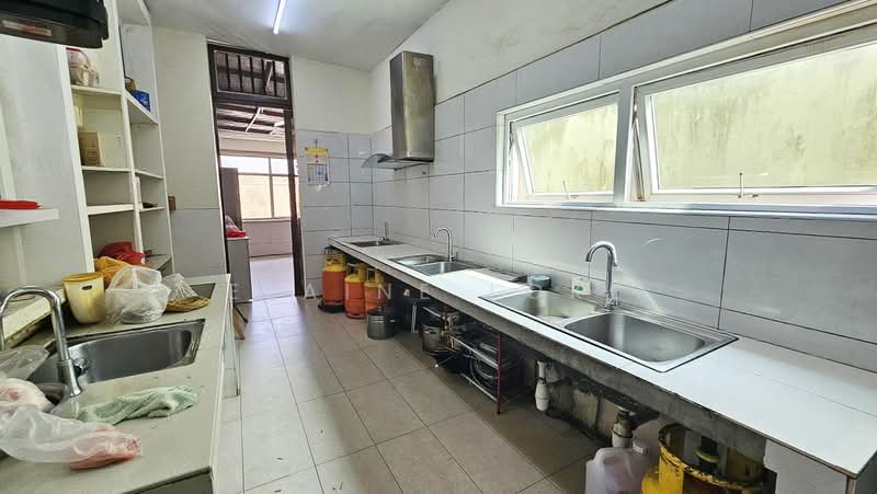 Rumah Banglo untuk Dijual di Bandar Mahkota Cheras (Cheras) - Elaine Loke - Kitchen - PropertyGuru.com.my