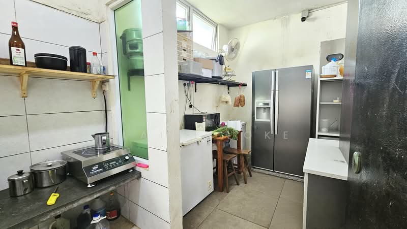 Rumah Banglo untuk Dijual di Bandar Mahkota Cheras (Cheras) - Elaine Loke - Kitchen - PropertyGuru.com.my
