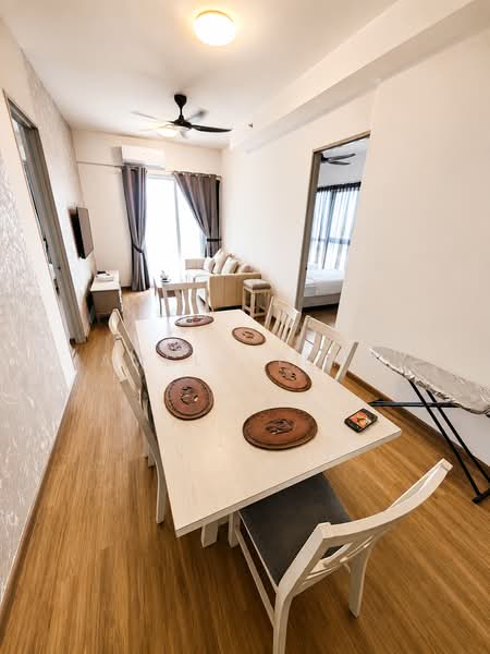 Servis Apartment untuk Disewa di Bond Suites @ ICC - Amely Teng - Living Room - PropertyGuru.com.my