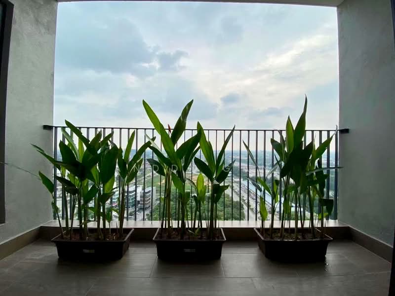 Servis Apartment untuk Disewa di Geo Bukit Rimau - Anddy Gan - Balcony - PropertyGuru.com.my