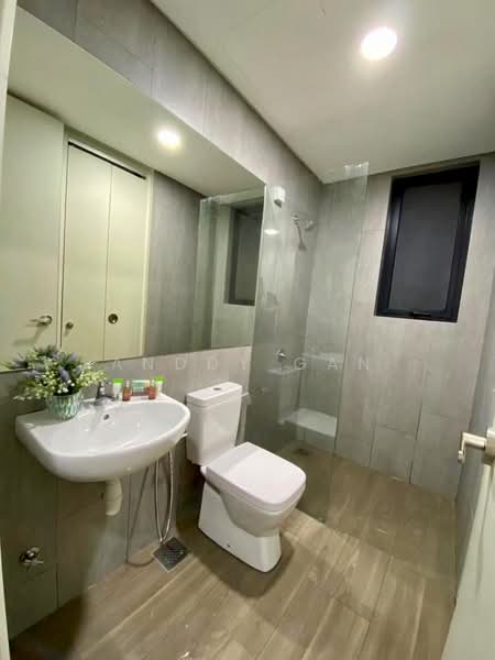 Servis Apartment untuk Disewa di Geo Bukit Rimau - Anddy Gan - Bathroom - PropertyGuru.com.my
