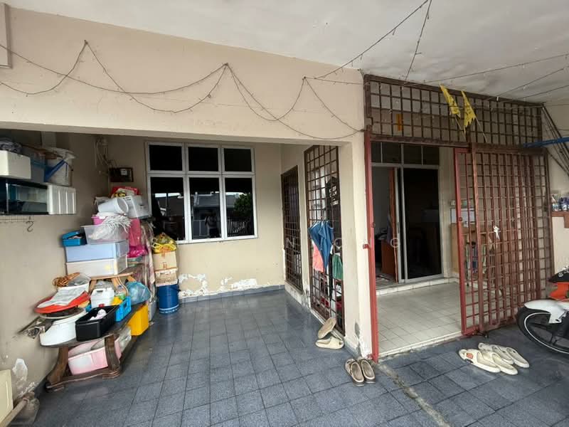 Rumah Teres 1 Tingkat untuk Dijual di Taman Desa Jaya (Johor Bahru) - Sharon Ong - Exterior - PropertyGuru.com.my