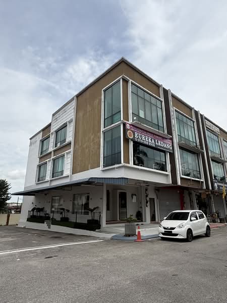 Shop / Office for Rent in Taman Pulai Flora (Skudai) - Loh Lee Peng - PropertyGuru.com.my