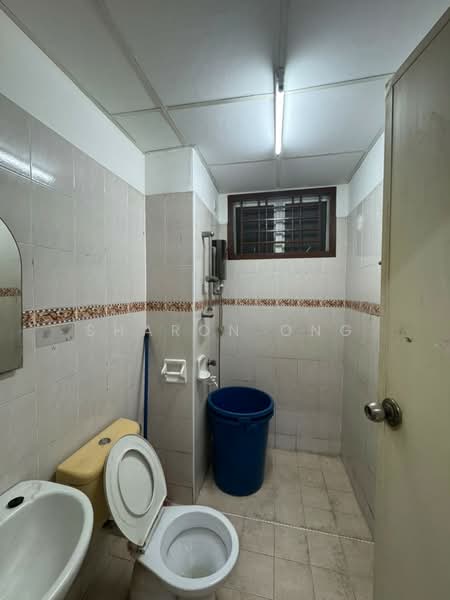 Servis Apartment untuk Dijual di Nusa Perdana Apartment - Sharon Ong - Bathroom - PropertyGuru.com.my